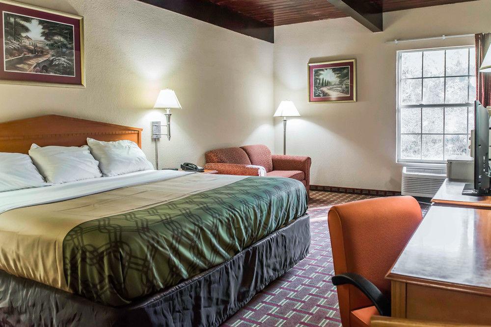 Econo Lodge Tallahassee Near Capital -University Extérieur photo