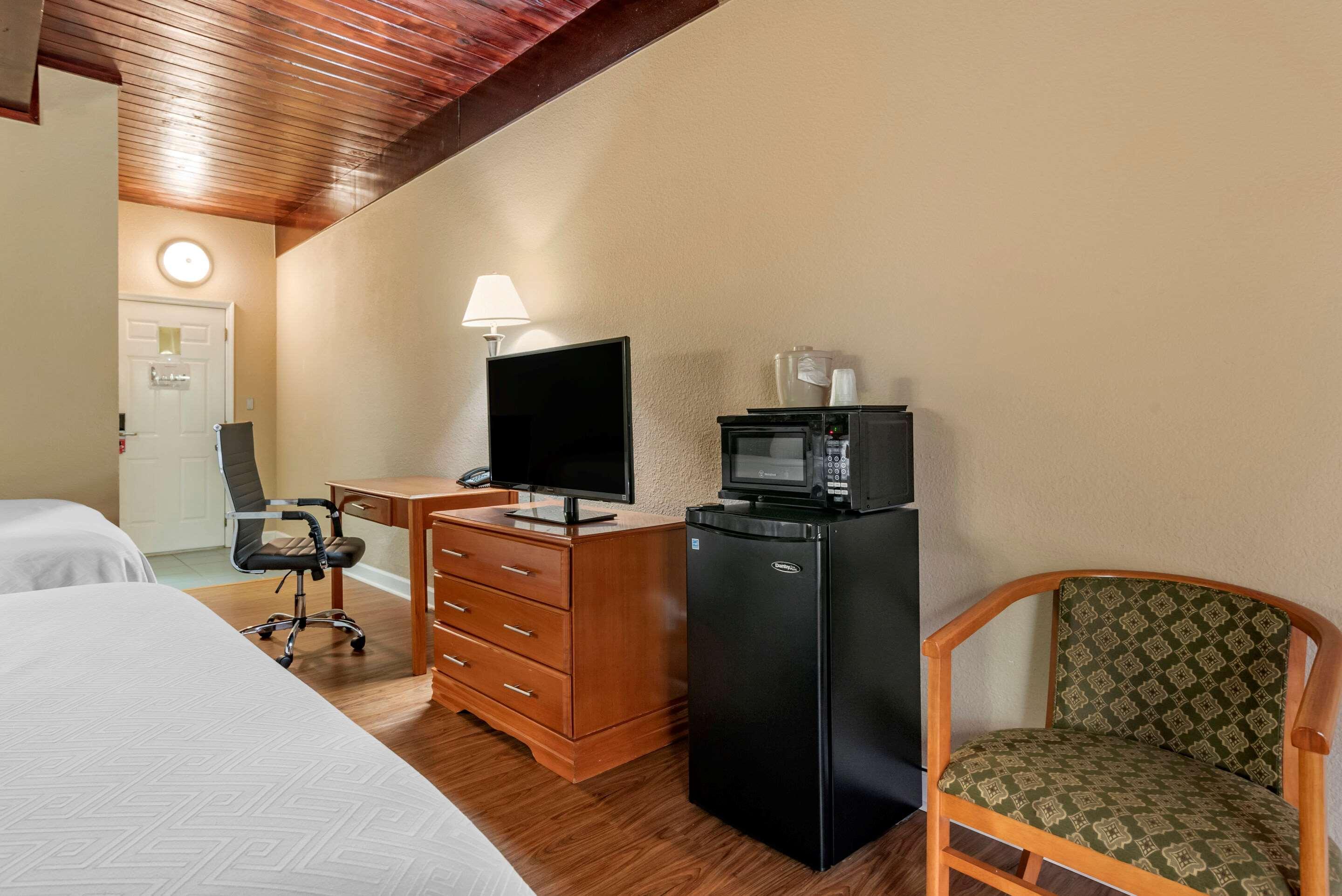 Econo Lodge Tallahassee Near Capital -University Extérieur photo