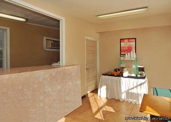 Econo Lodge Tallahassee Near Capital -University Intérieur photo